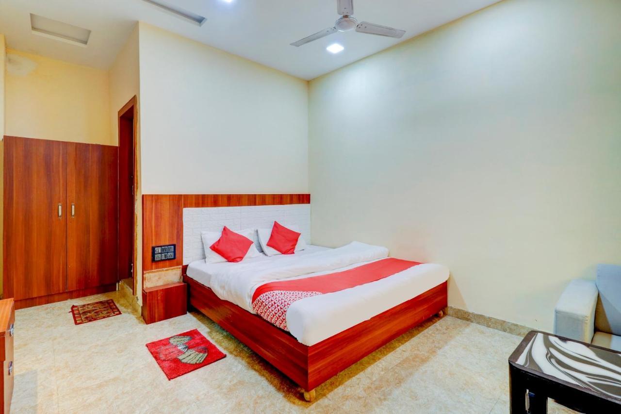 Oyo Flagship 73009 Hotel City Inn Dayal Bagh Exterior photo