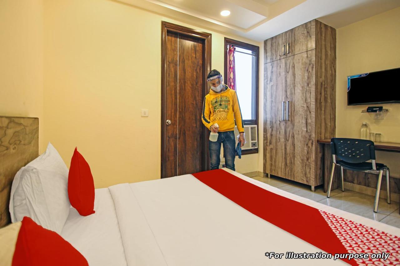 Oyo Flagship 73009 Hotel City Inn Dayal Bagh Exterior photo